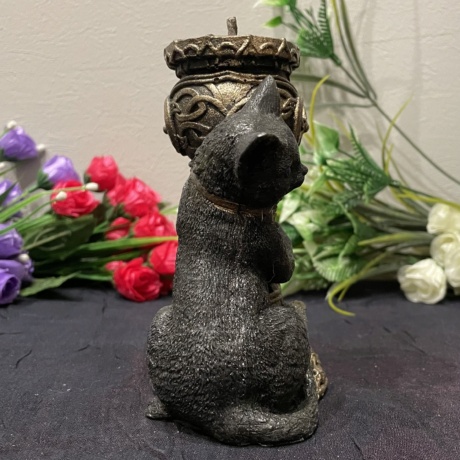 Кот с кубком